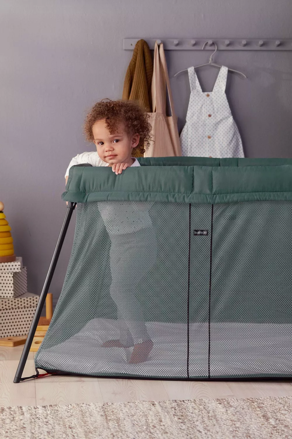 BabyBjörn - Lightweight Travel Play Yard, Dark Green