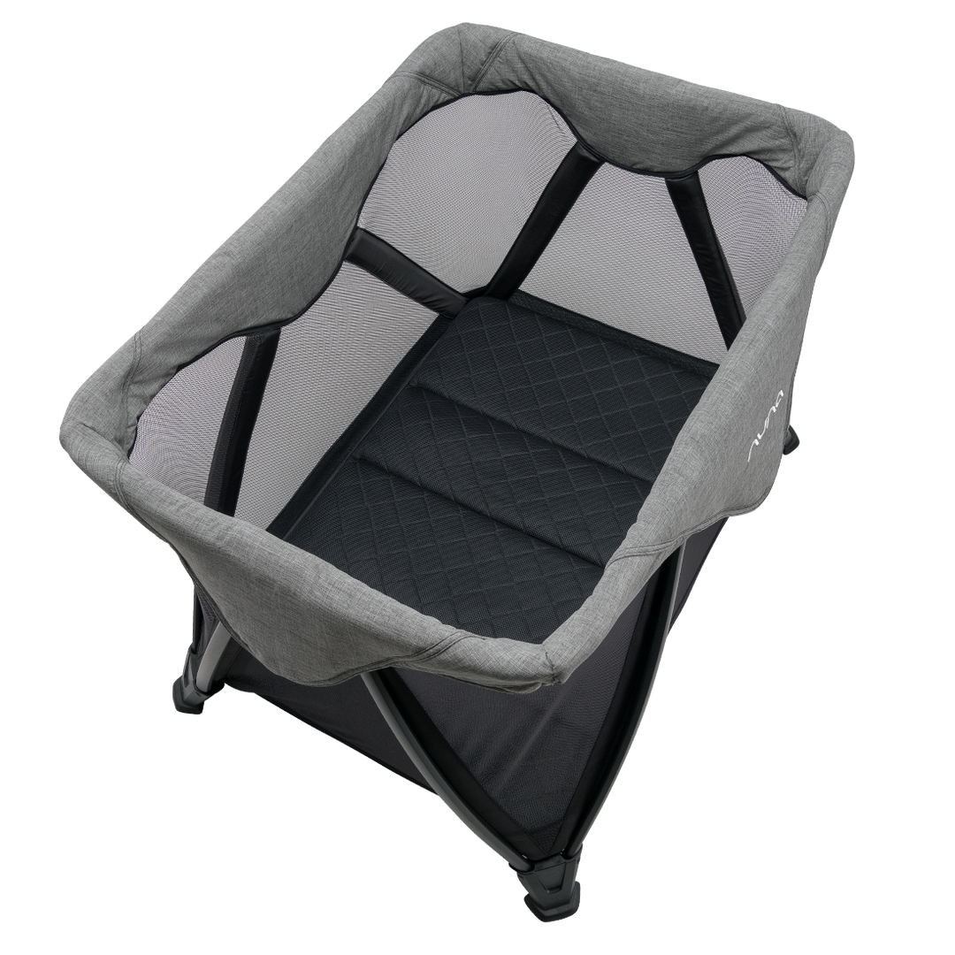 Nuna - Sena Aire Playard, Charcoal