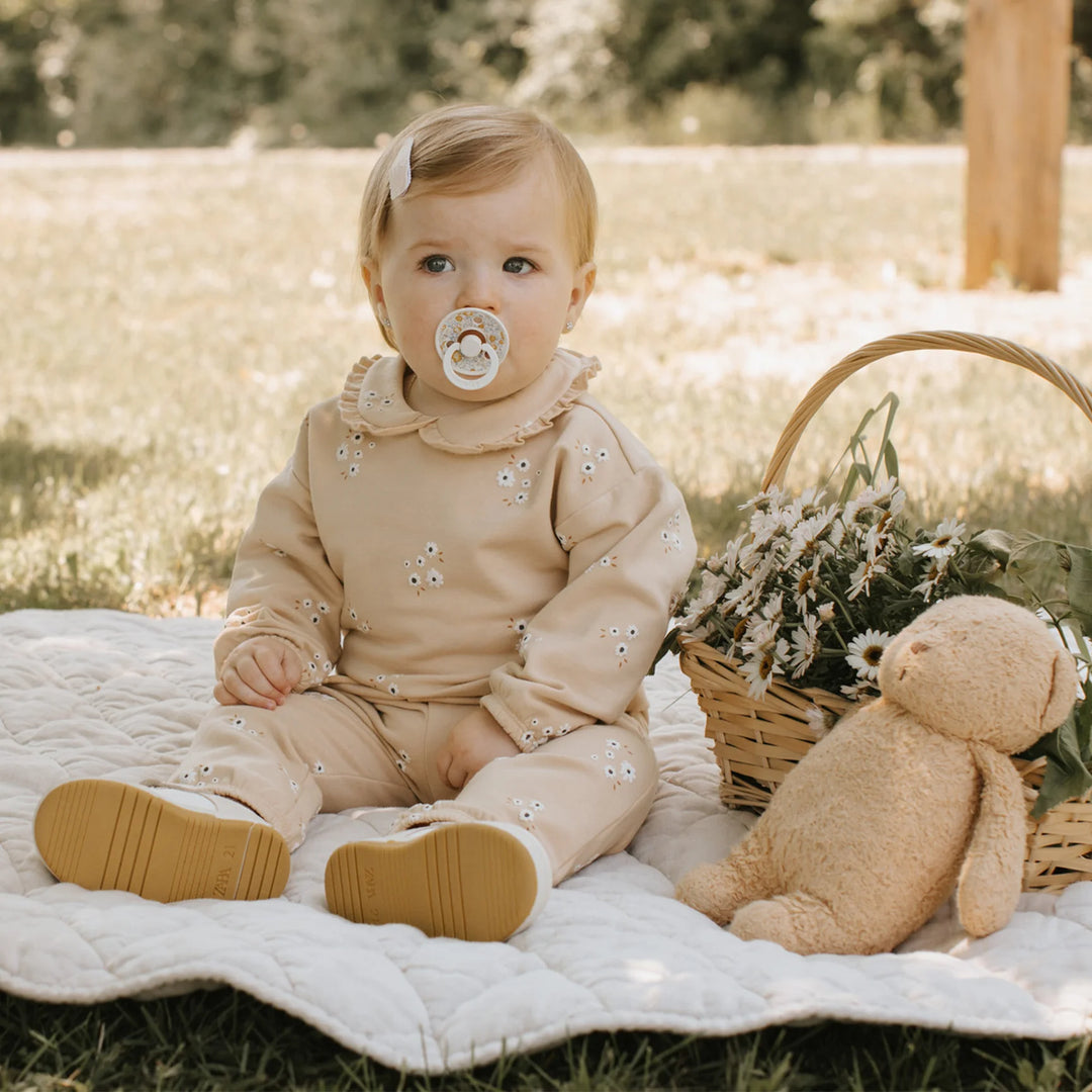 Petit Lem - Ruffled Collar Sweater and Pants Set, Floral Farm