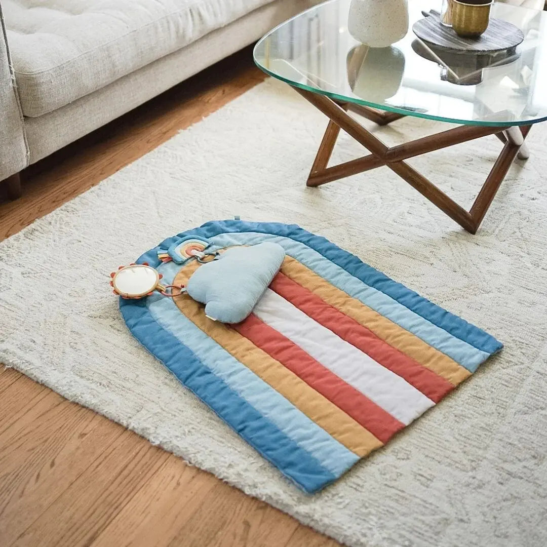 Itzy Ritzy - Tummy Time Play Mat, Rainbow