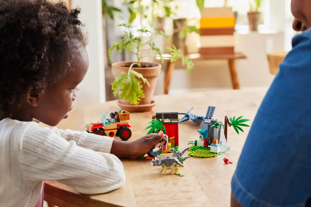 Blocs de Construction Monde Jurassique, Centre de Secours pour Bébés Dinosaures