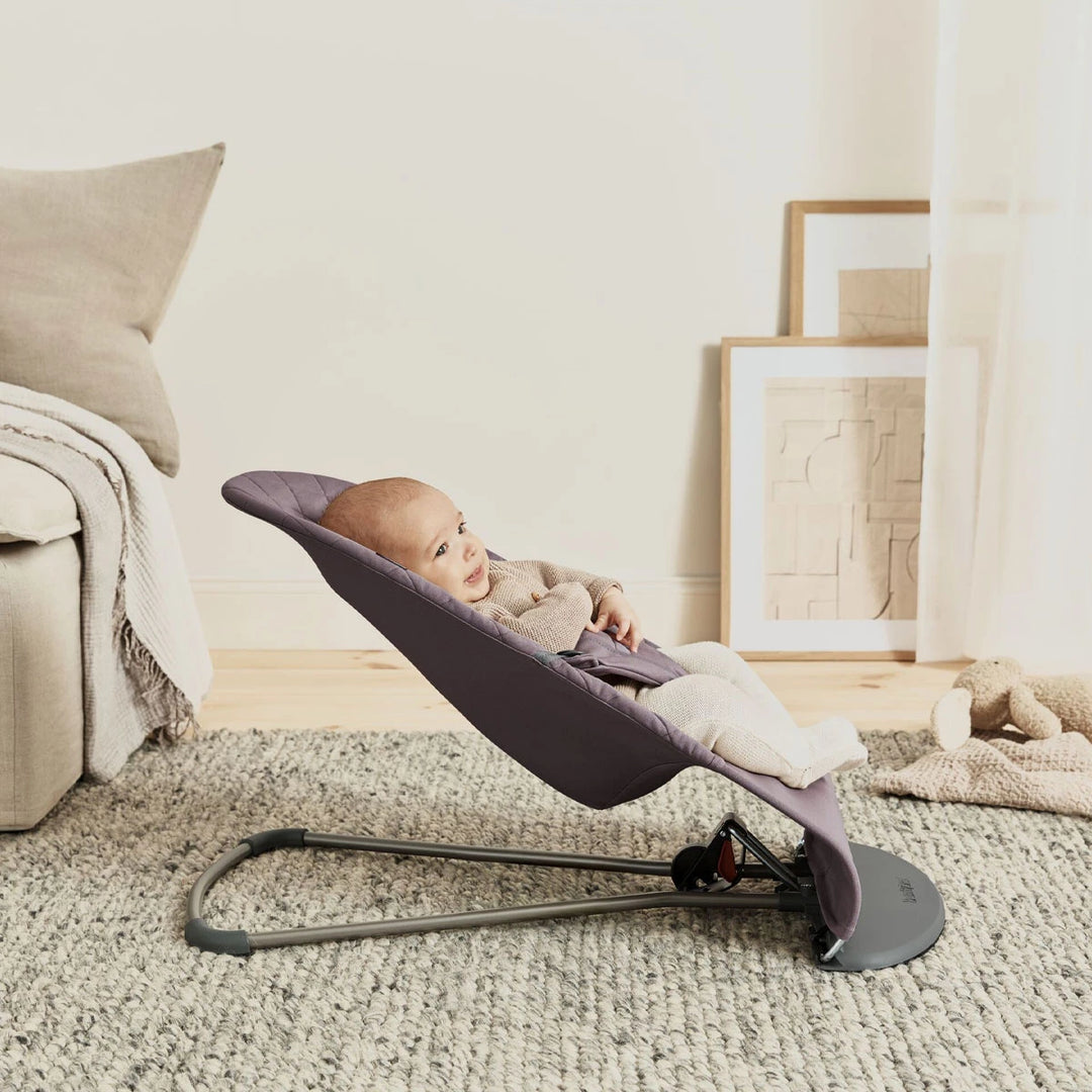 BabyBjörn - Transat Bouncer Bliss, Cadre Gris Foncé, Tissé Mauve Foncé