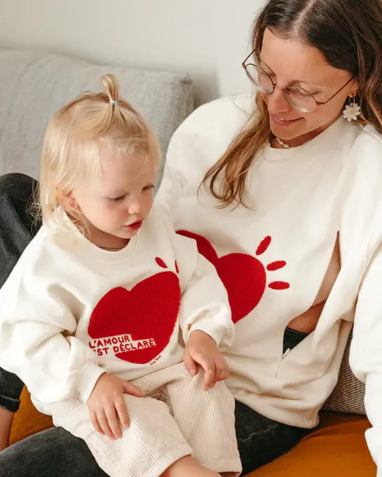 Chandail d'Allaitement en Coton Biologique, L'Amour Est Déclaré Coeur