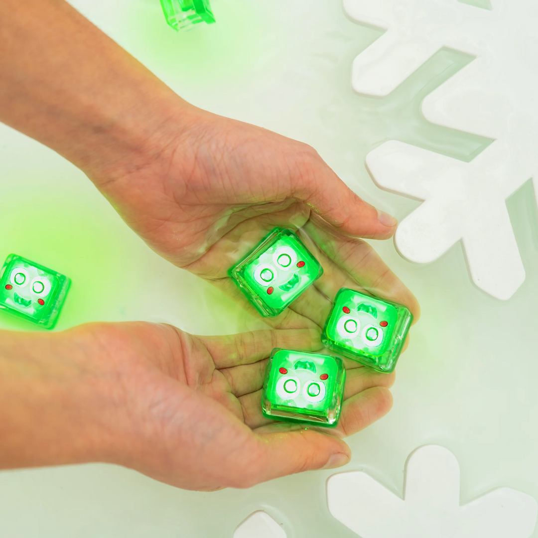 Paquet de 4 Cubes Lumineux Activés par l'Eau, Noël 2.0