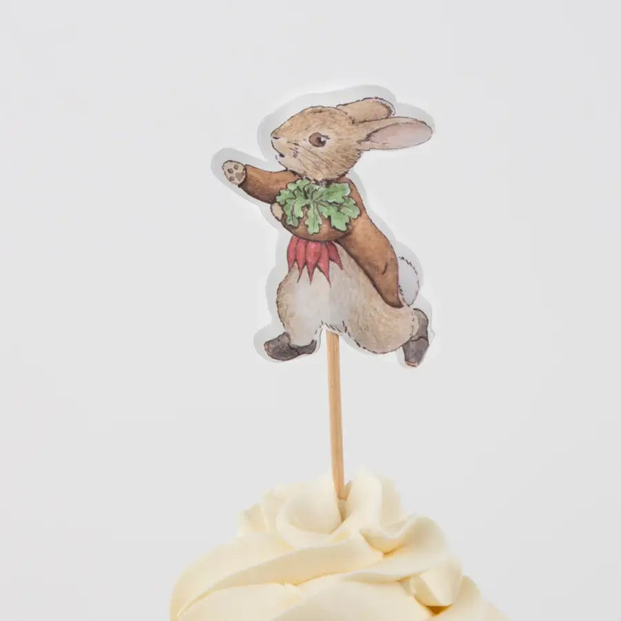 Ensemble pour Petits Gâteaux, Pierre Lapin dans le Jardin