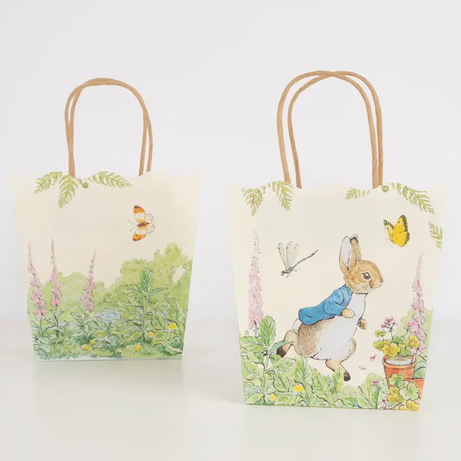 Paquet de 8 Sacs à Cadeau en Papier, Pierre Lapin dans le Jardin