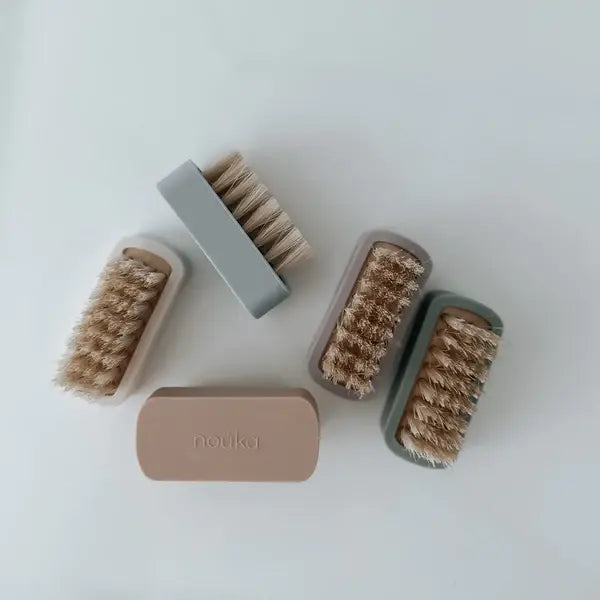 Brosse à Ongles pour Bébé, Floraison