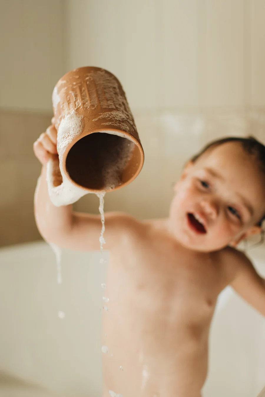 Minika - Tasse de Rinçage pour le Bain, Coquille