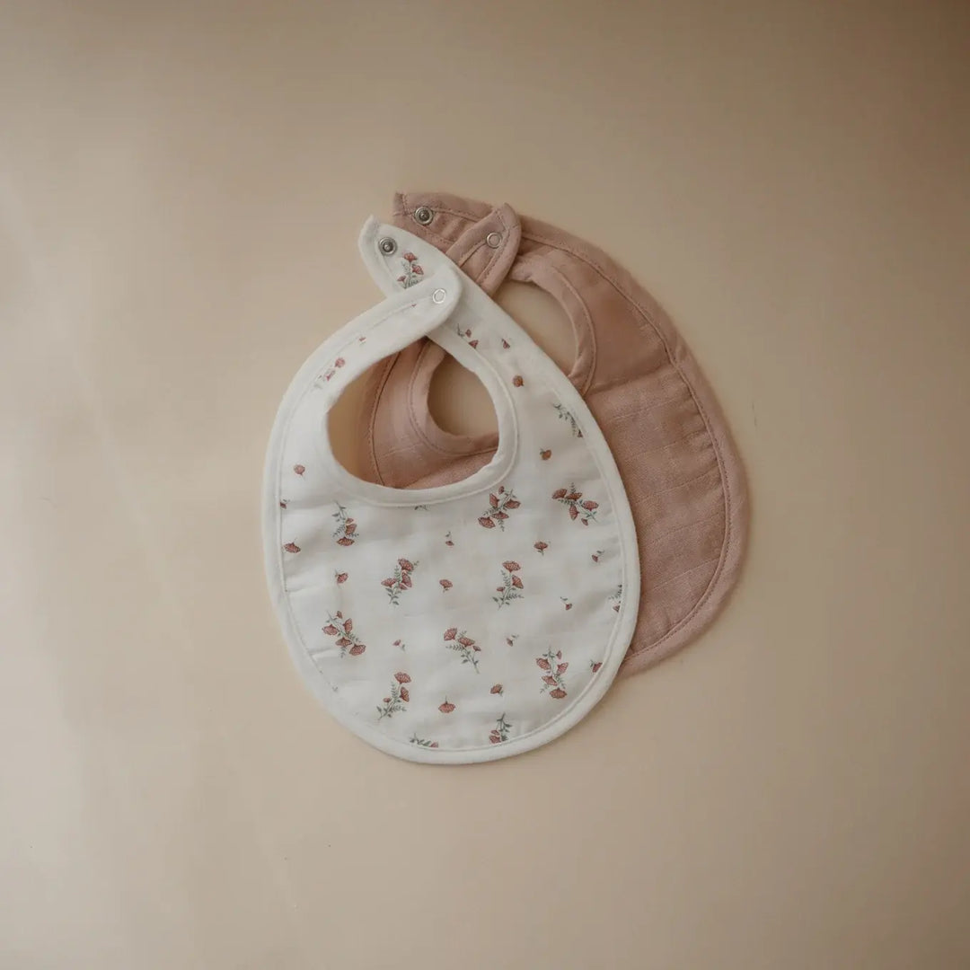 Mushie - Ensemble de 2 Bavoirs en Mousseline, Blush et Rose Floral