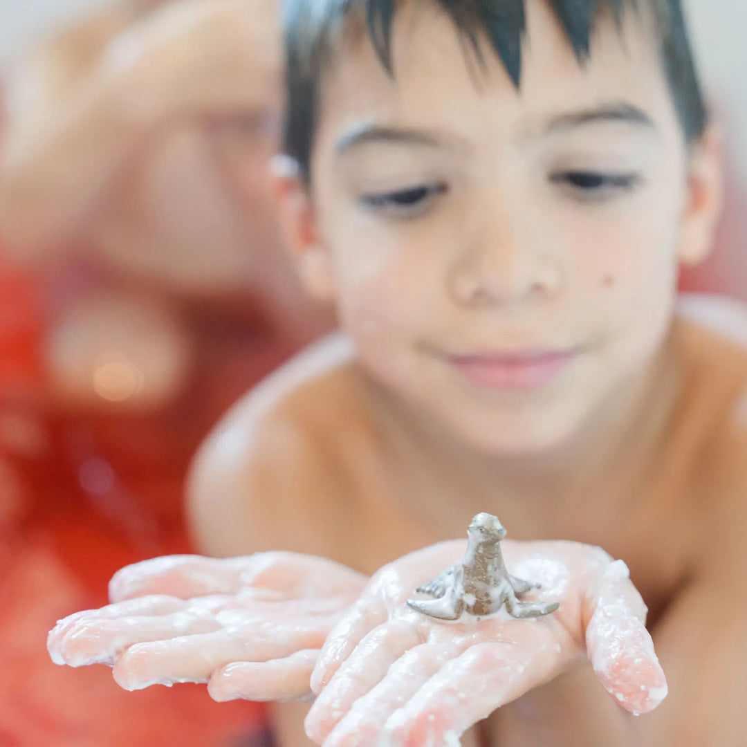 Loot - Sels de Bain Moussants Colorés Poisson, Ouaouaron Marron